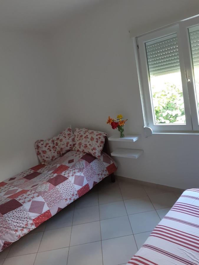 Cvjetni Apartmani Cetinje Exterior photo